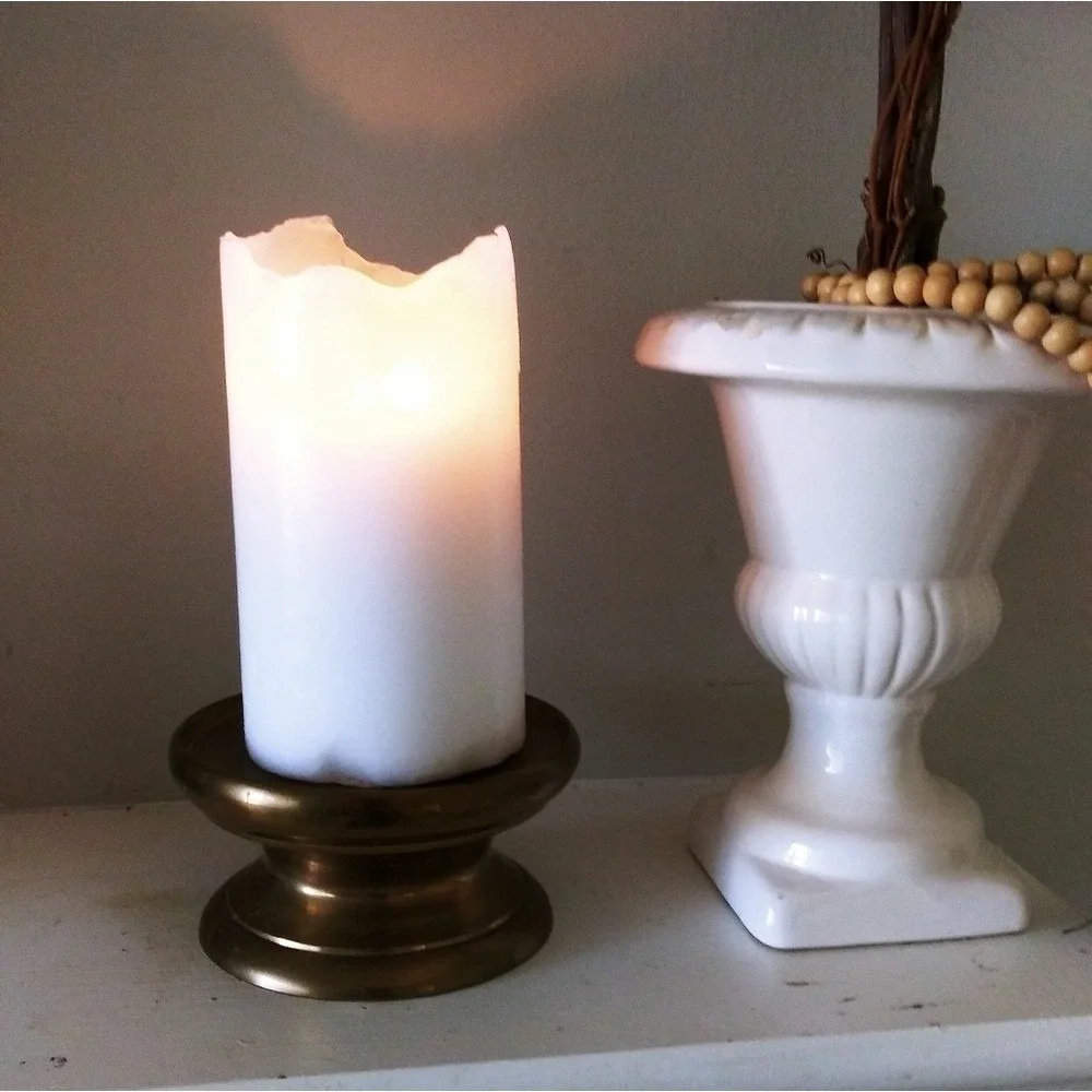 2/25$ Brass candle holder gold boho style home dc‎